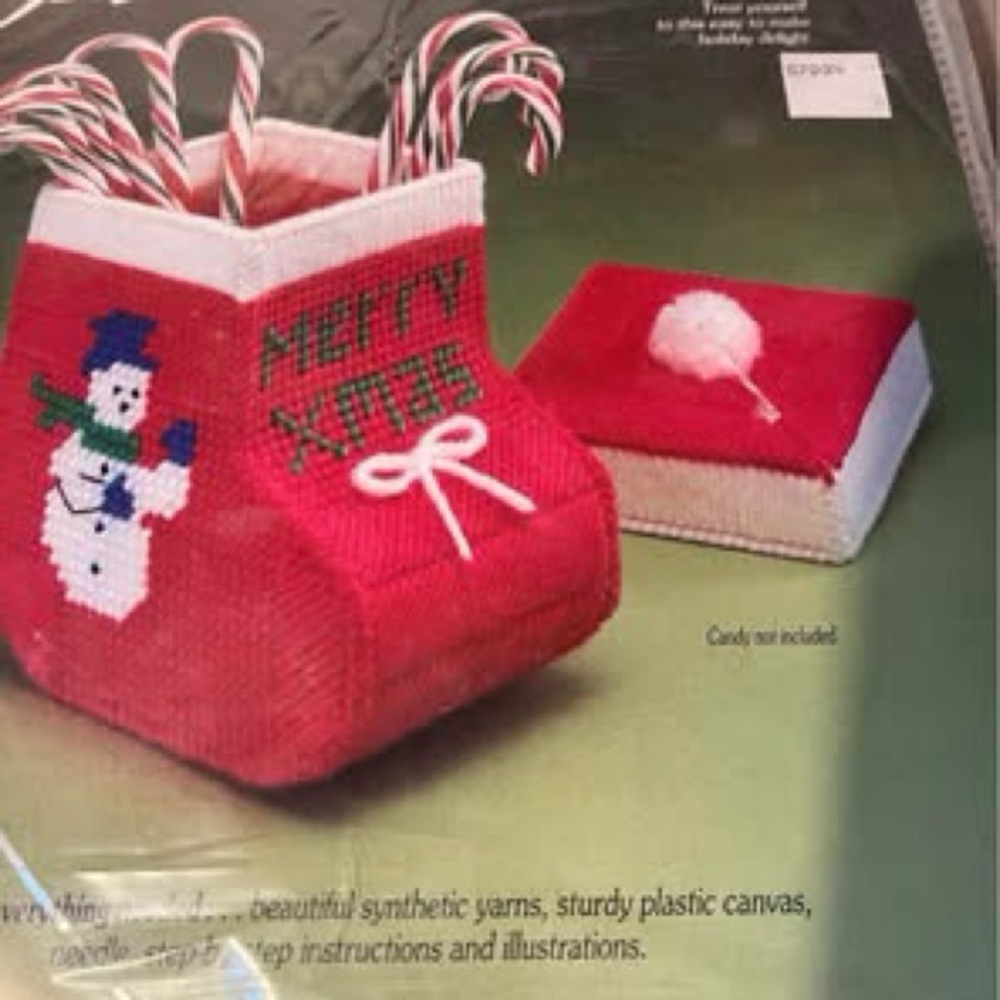 Bett’s Plastic Canvas Holiday Needle Art Craft Kits Angels Ornaments Assortment - Picture 7 of 7